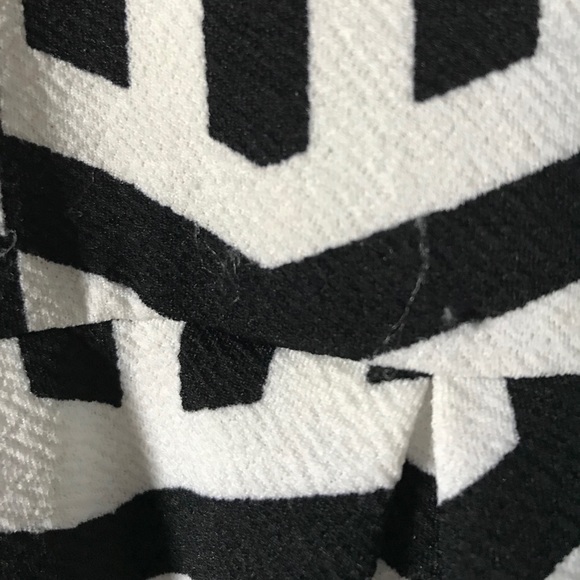 Lularoe Amelia Black and White Geometric Dress - Picture 4 of 4